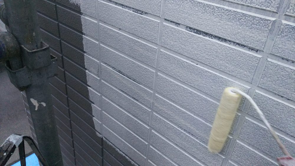 窯業系サイディング外壁の下塗り 創業36年サクケン ちょい塗りもお任せ 久喜市の外壁屋根塗装専門店